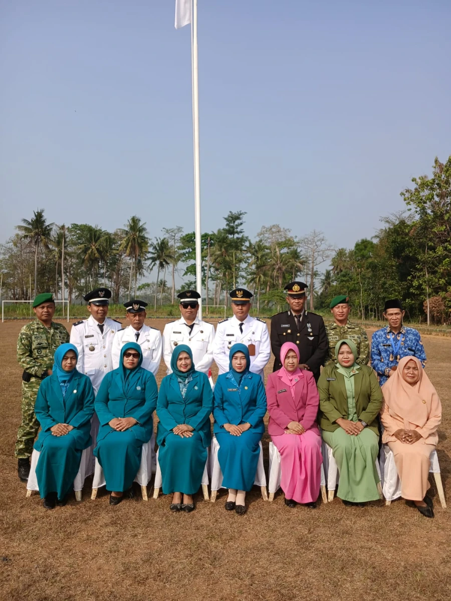 Upacara Bendera HUT Ke-81 Kemerdekaan Republik Indonesia di Desa Suwawal Timur