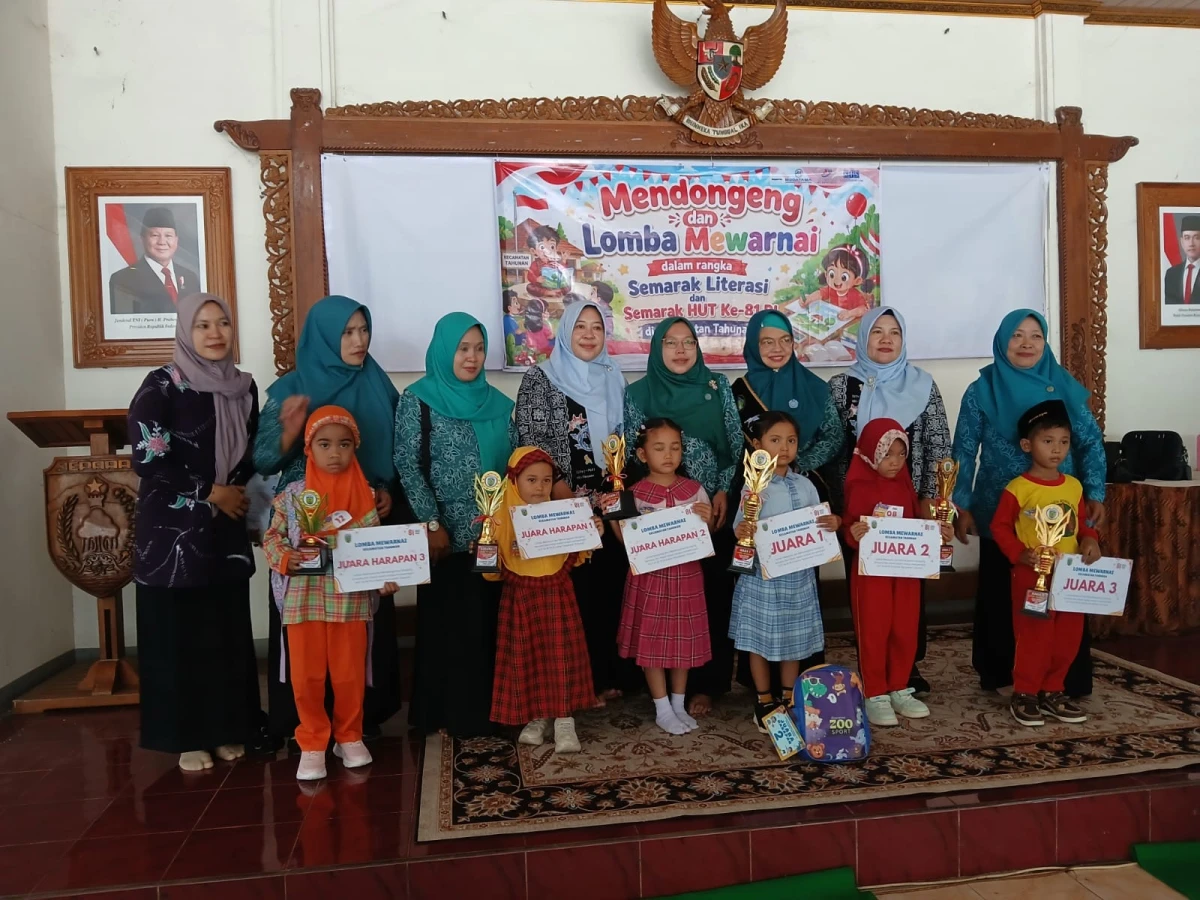 MENDAMPINGI LOMBA MEWARNAI JUARA HARAPAN 3