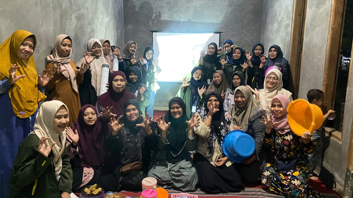 Kegiatan pkk di wilayah RT 2 RW 2 bersama ibu Tp pkk desa Rau dan mahasiswa KKN UNISNU