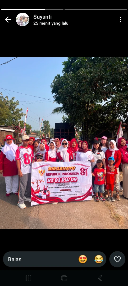 Jalan Sehat PKK RT 01/RW 09 Desa Karanggondang, Semarakkan HUT ke-81 Kemerdekaan RI