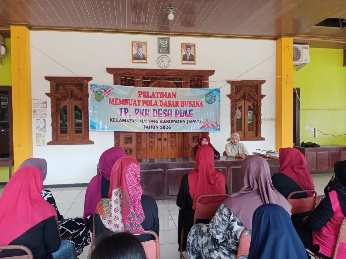 Pelatihan pembuatan pola dasar busana 