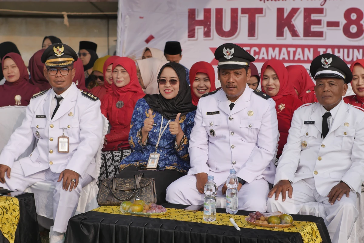Upacara Memperingati HUT RI ke 81 di Kecamatan Tahunan