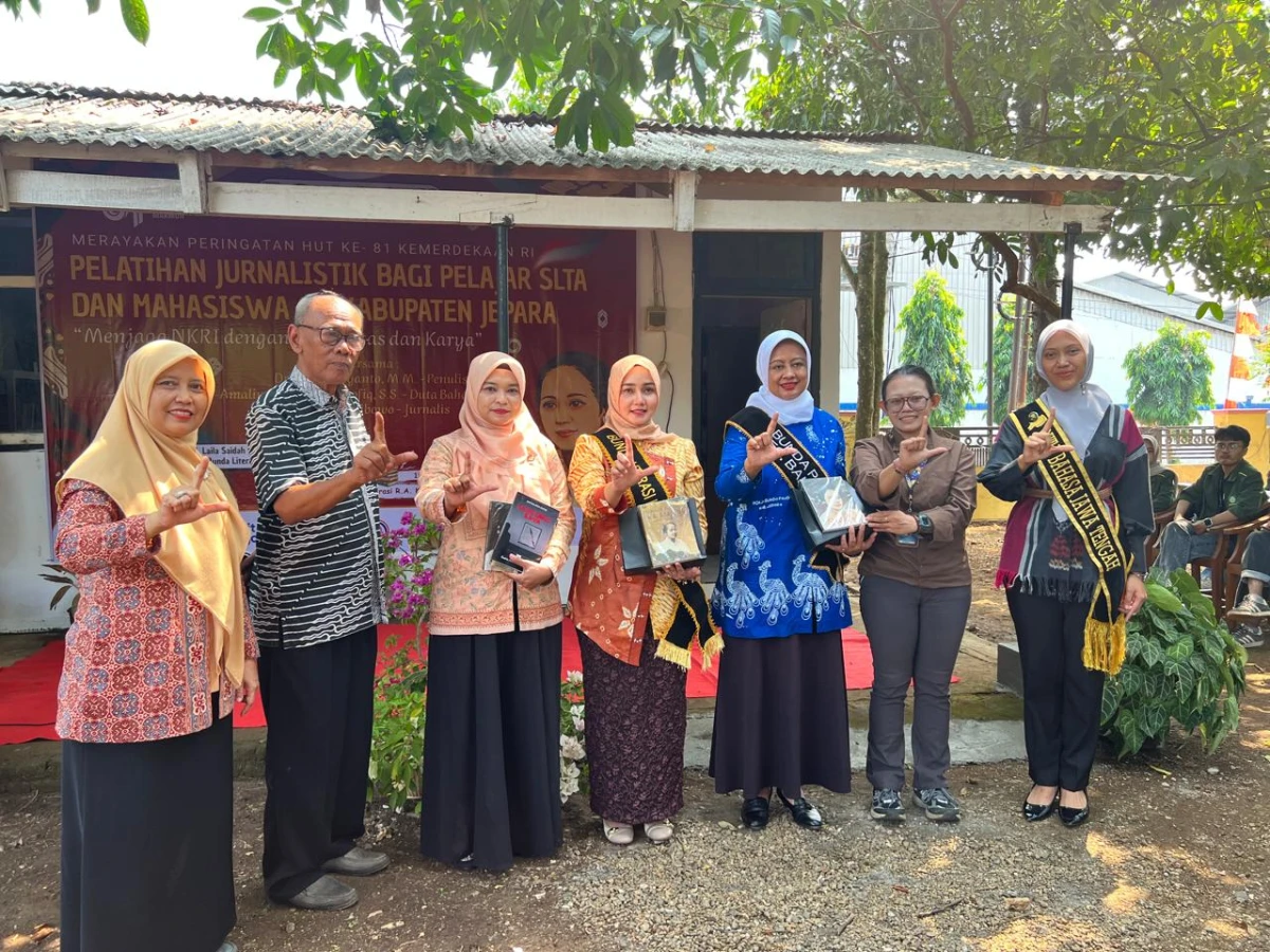 Menjaga NKRI dengan Kreativitas dan Karya, Bunda Literasi Jepara Membuka Pelatihan Jurnalistik