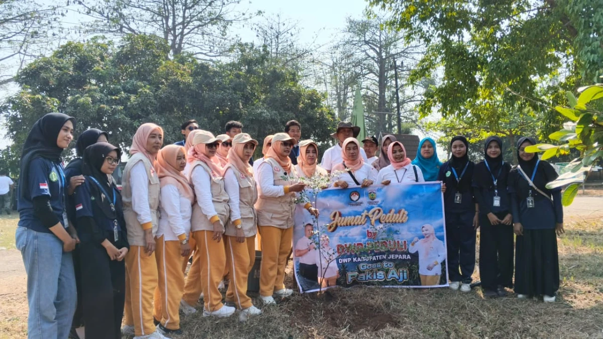 Pencanangan HUT RI dan DWP Peduli