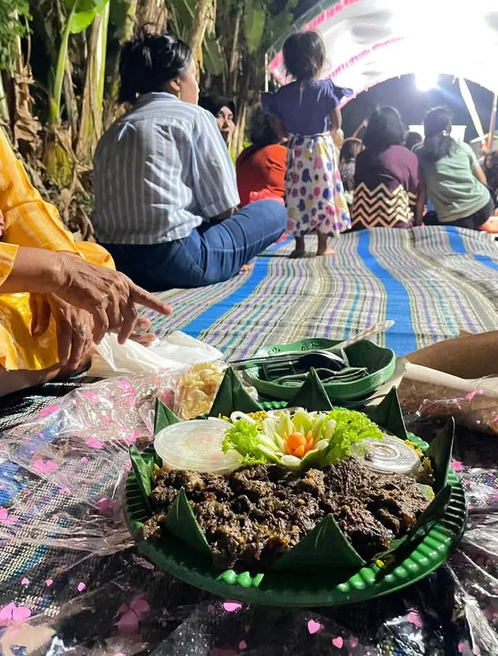 Kelompok PKK RT 03/RW 01 Karanggondang Ikuti Malam Tirakatan HUT ke-81 Kemerdekaan RI