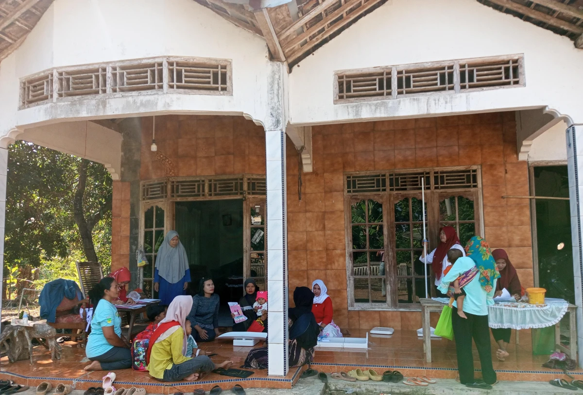 Pelaksanaan Kegiatan Posyandu Melati Putih 5 Desa Bumiharjo