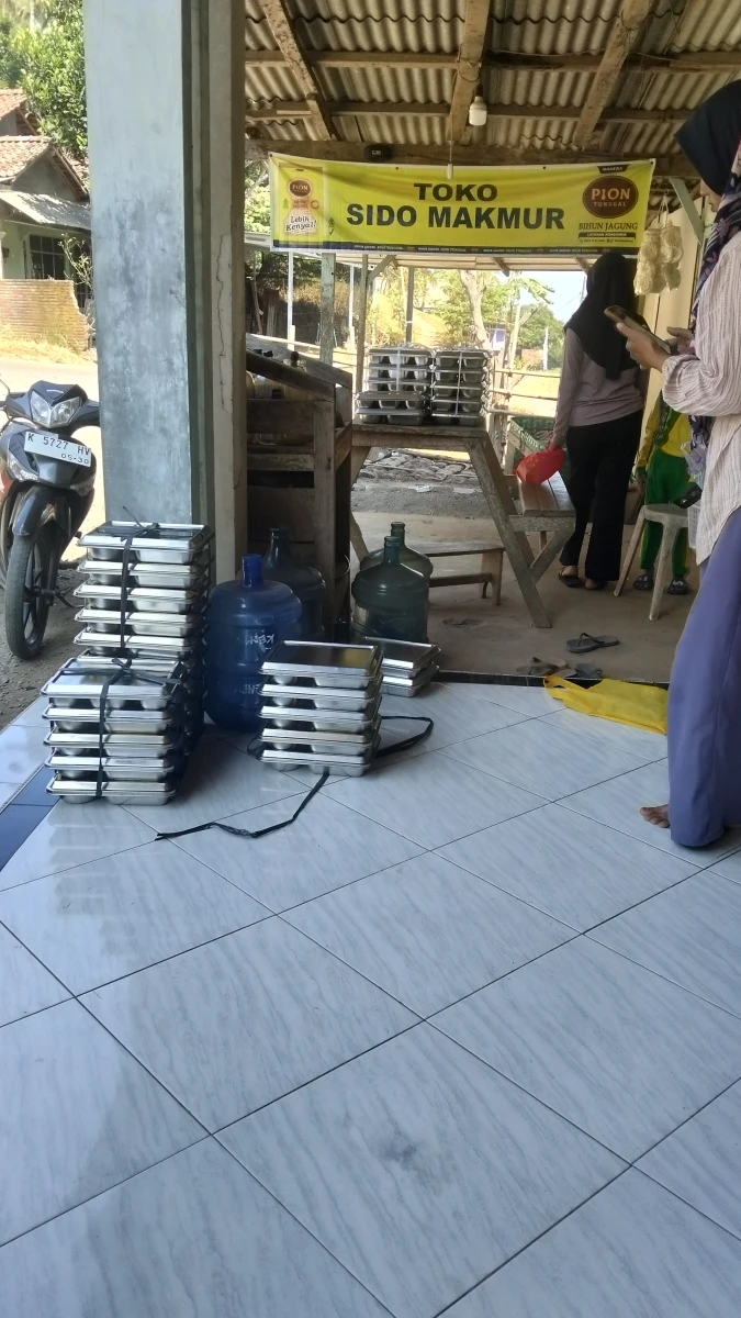 MAKANAN BERGIZI GRATIS