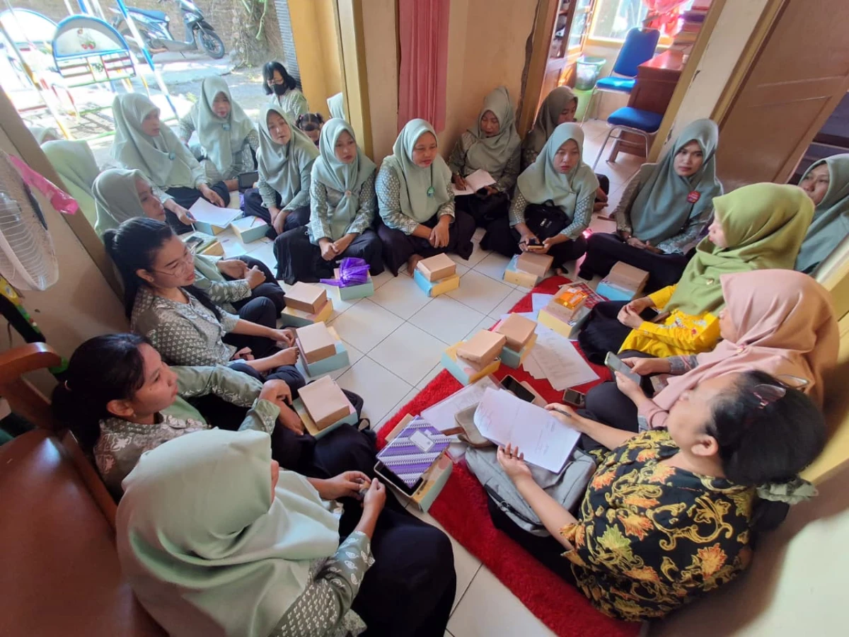 Pertemuan Rutin Kader Posyandu Desa Ujungwatu