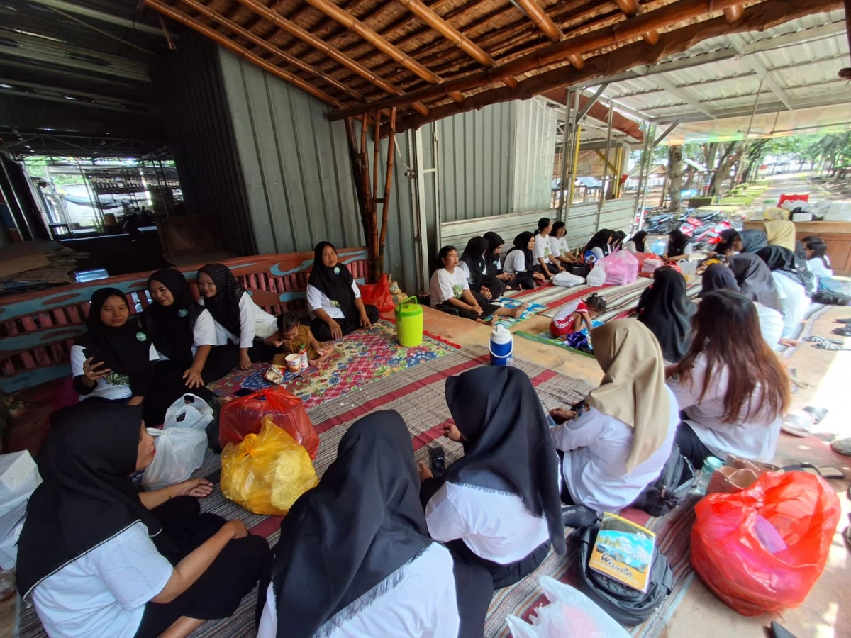 Pertemuan Kader Posyandu Desa Ujungwatu