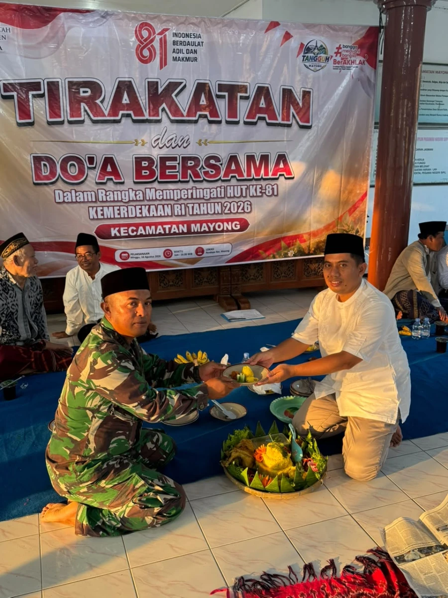 Merajut Kebersamaan dalam Doa, PKK Mayong Hadiri Tirakatan Kemerdekaan