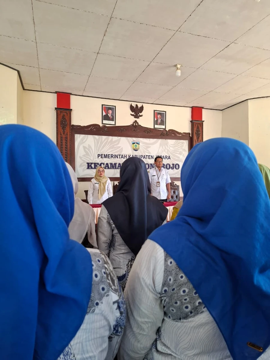 Sosialisasi Persiapan Penerimaan PMT di Pendopo Kecamatan Donorojo