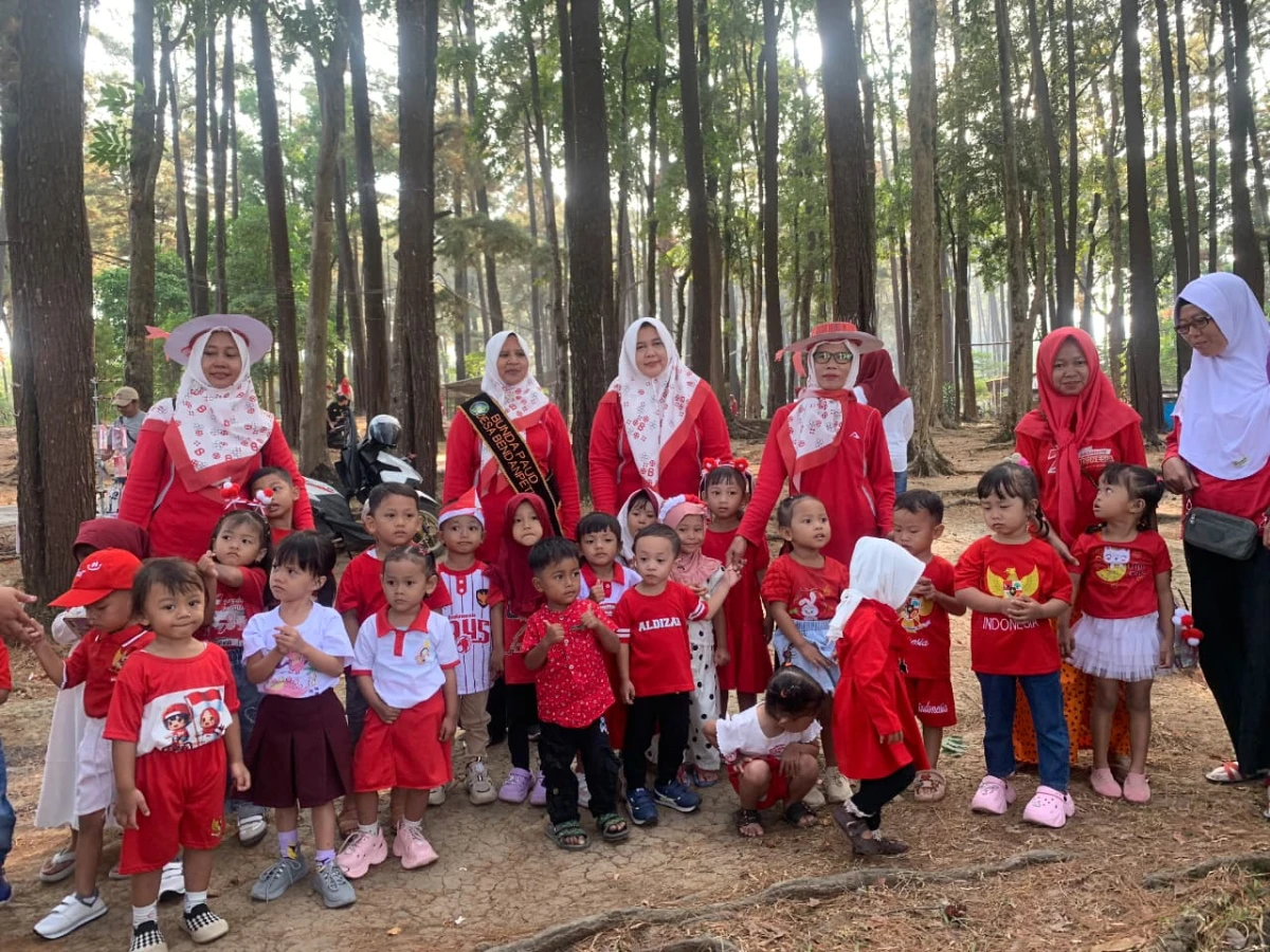 Keseruan Gempita Anak-Anak POS PAUD Dan TK Pertiwi Bendanpete Dalam Perayaan HUT RI Dan Maulid Nabi