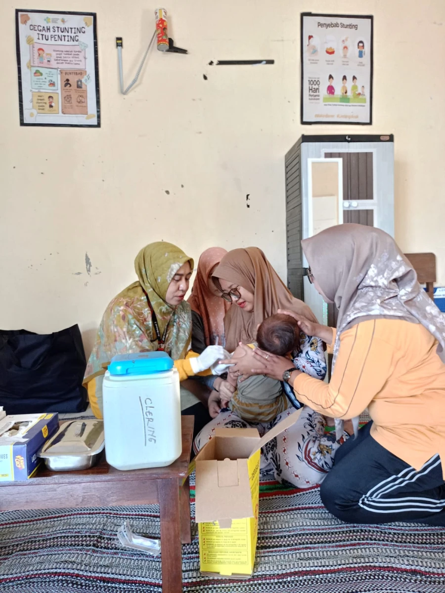 Imunisasi Balita dan Pemberian Vitamin & Obat Cacing di Posyandu ILP Ngudi Rahayu 01 Desa Clering