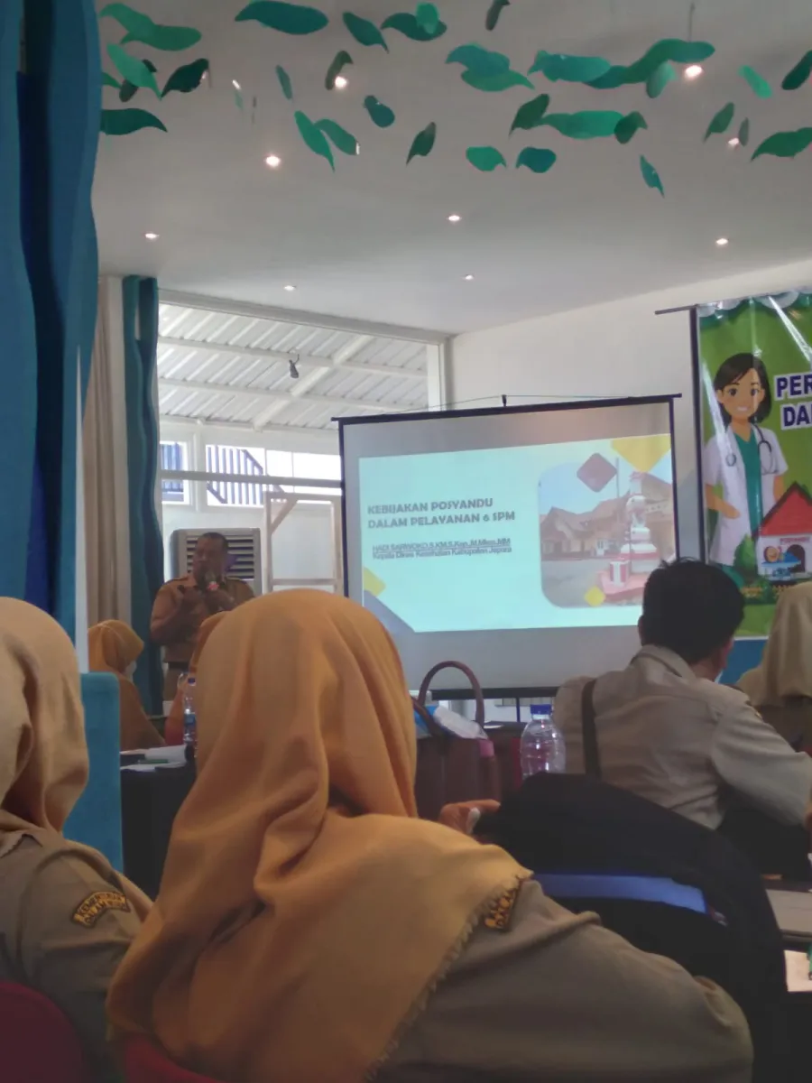 ORIENTASI PETUGAS PUSKESMAS DALAM PEMBINAAN POSYANDU BIDANG KESEHATAN
