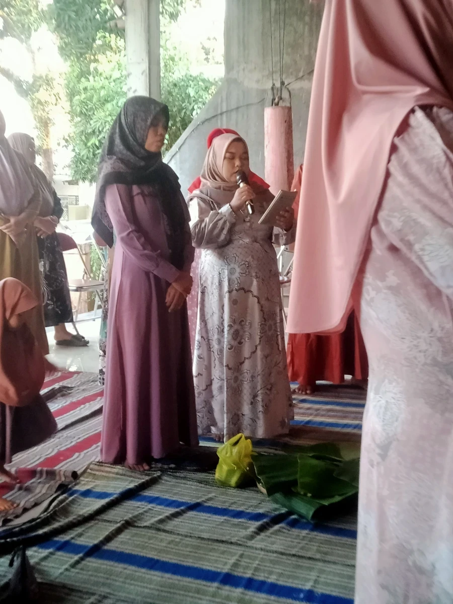 Memperingati Maulid Nabi Muhammad SAW.