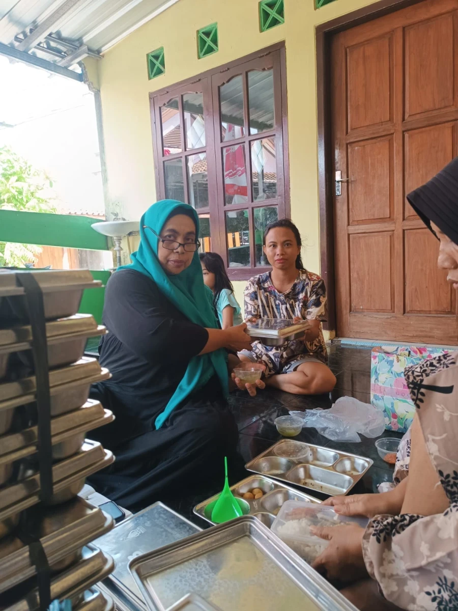 PEMBERIAN MBG DI POS 6