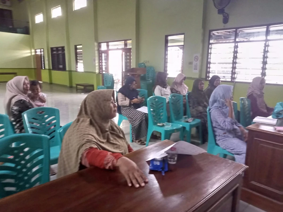 Pertemuan rutin PKK Desa Ngetuk