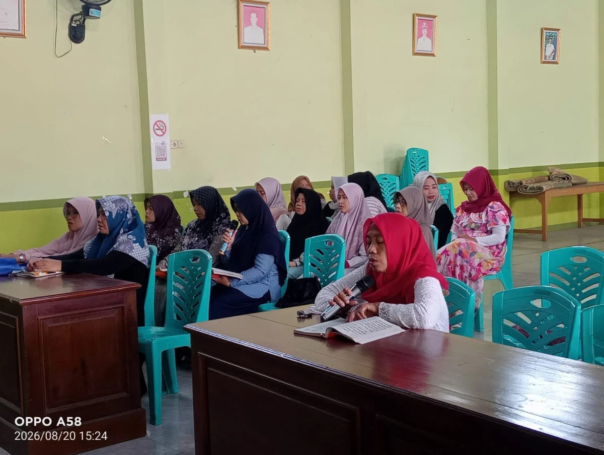 Pertemuan rutin Yasinan PKK Desa Ngetuk