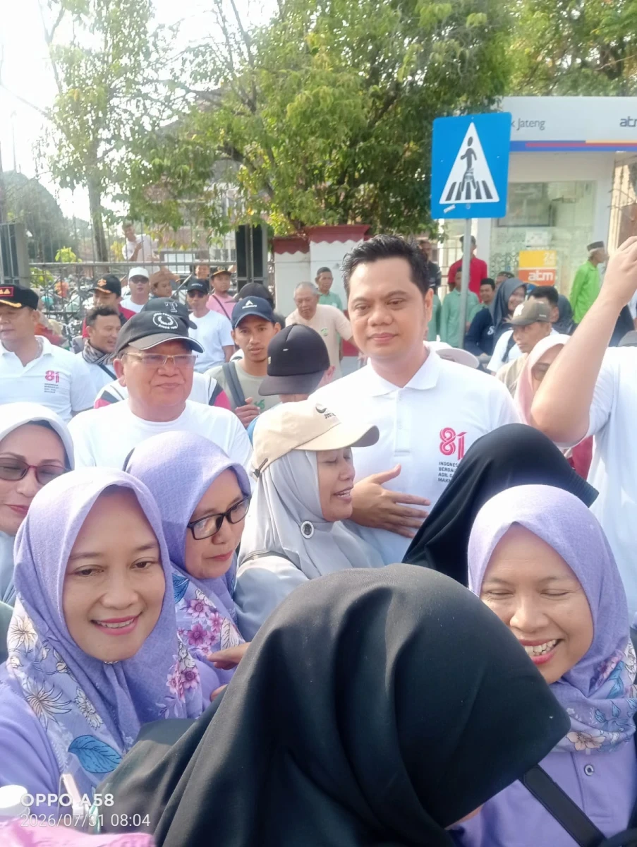 Kegiatan jalan sehat PAUD