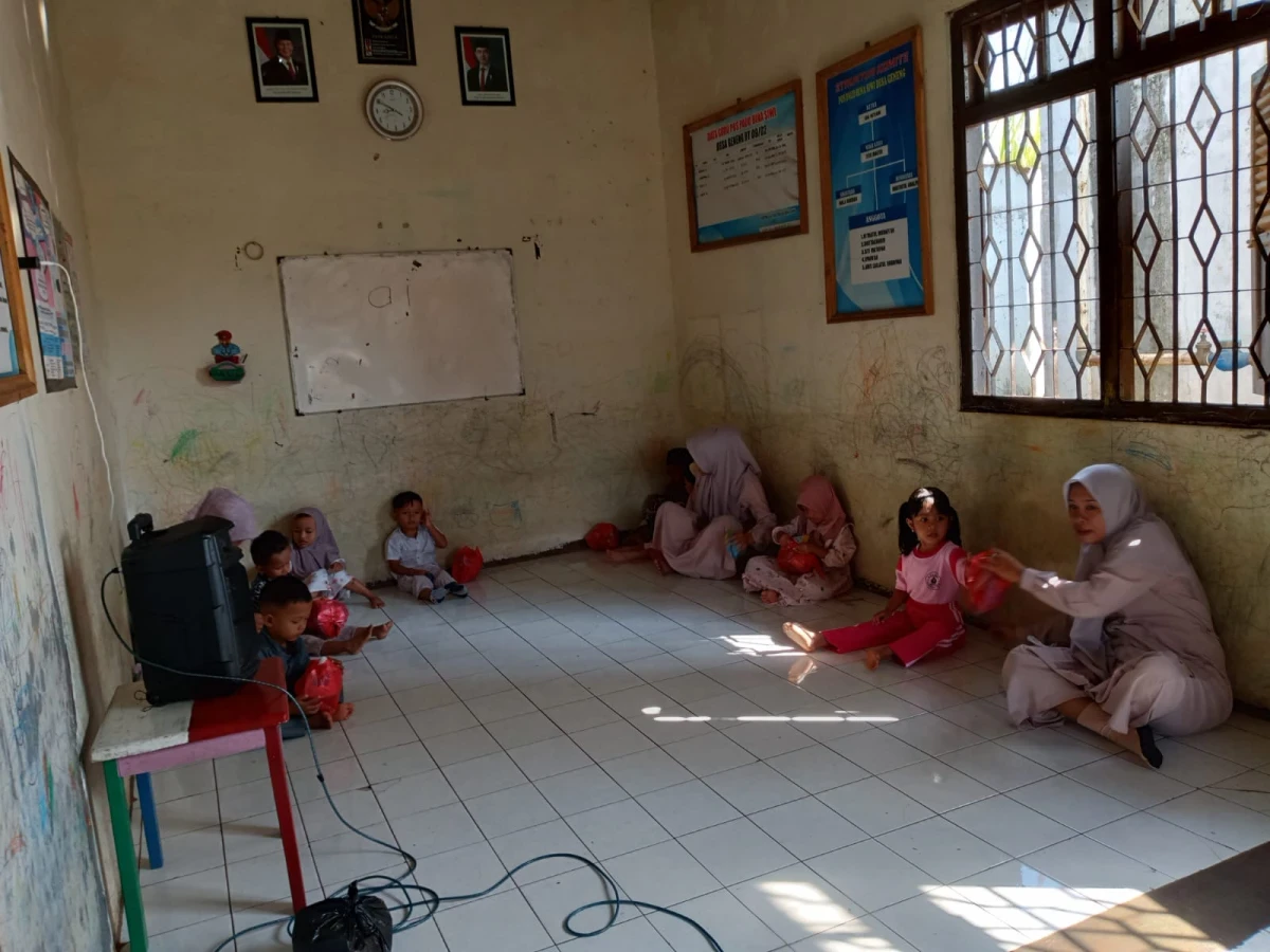 Pembelajaran pos PAUD bina siwi desa geneng