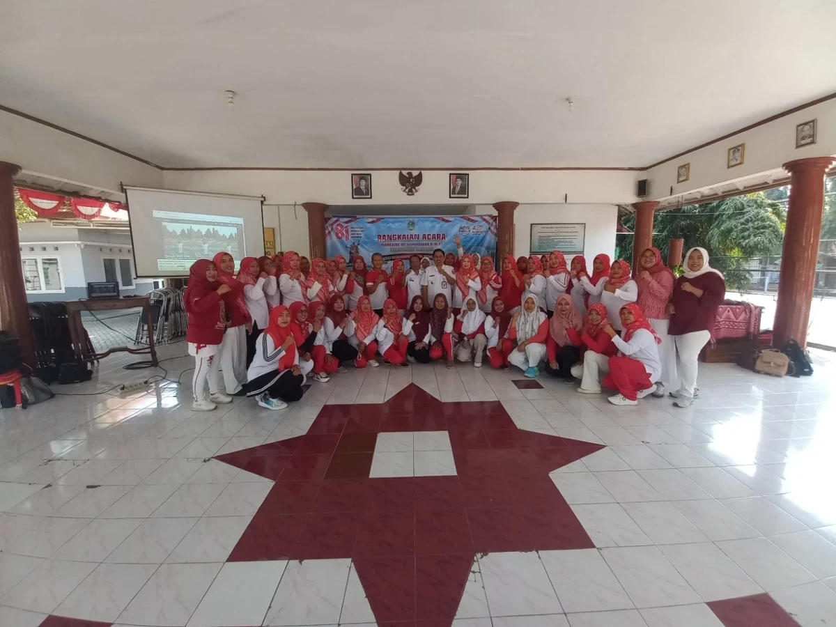 LOMBA PKK BULAN AGUSTUS DI KECAMATAN