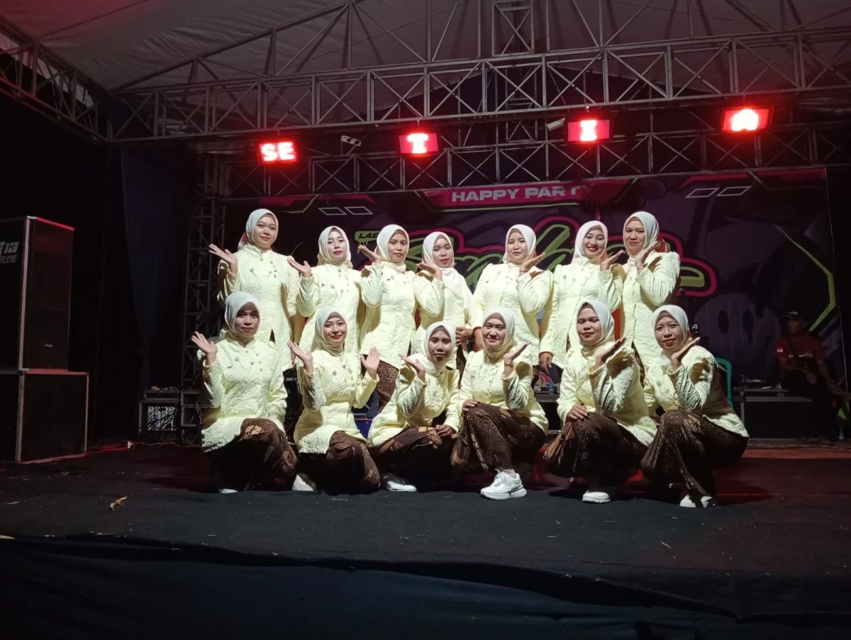 Kegiatan Warga RT 02 RW 03 Desa Ujungwat dalam rangka HUT Kemerdekaan RI yang Ke-81 Tahun 2026