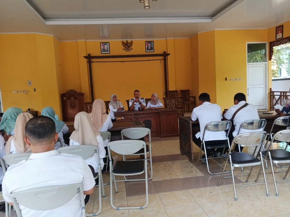Kegiatan Persiapan Malam Tirakatan dan Upacara Kemerdekaan RI ke-81