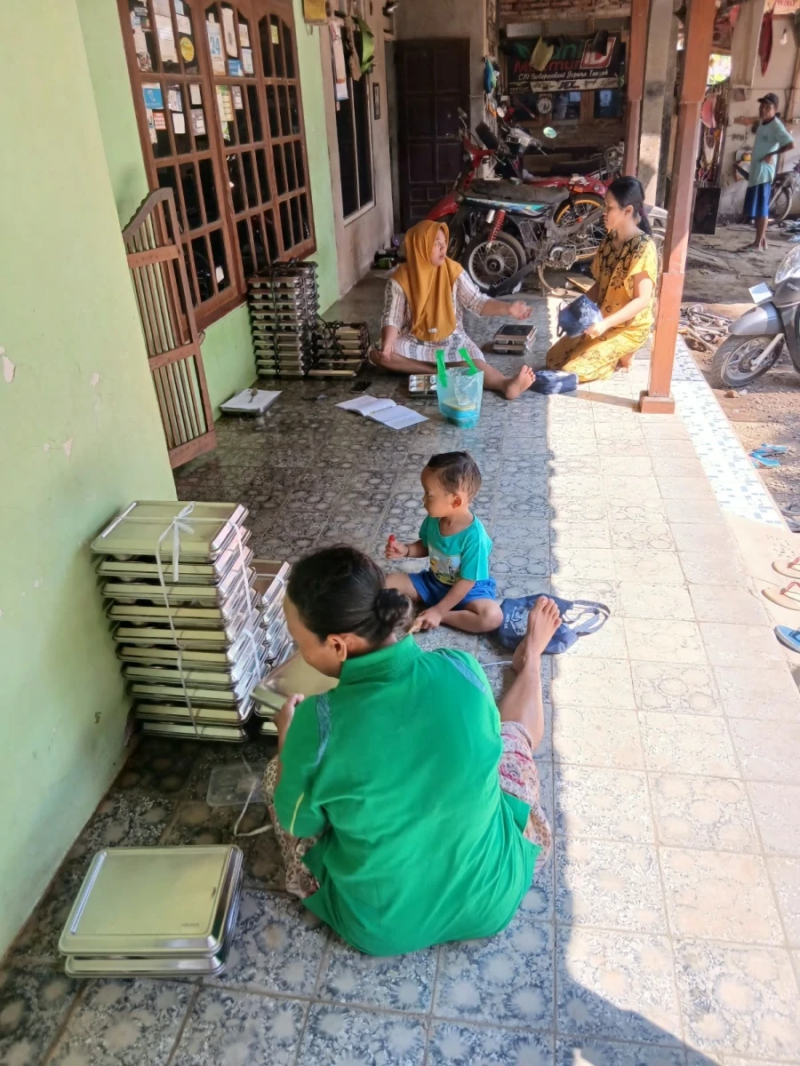 MAKANAN BERGIZI GRATIS