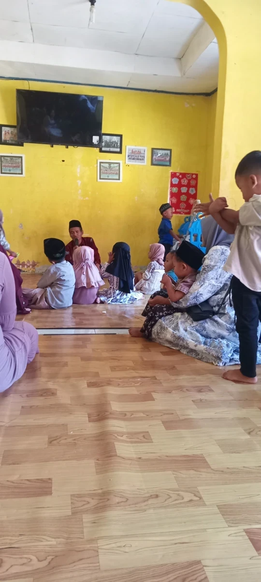 Bunda PAUD Desa Karanggondang Hadiri Peringatan Maulid Nabi Muhammad SAW di Pos PAUD Ceria