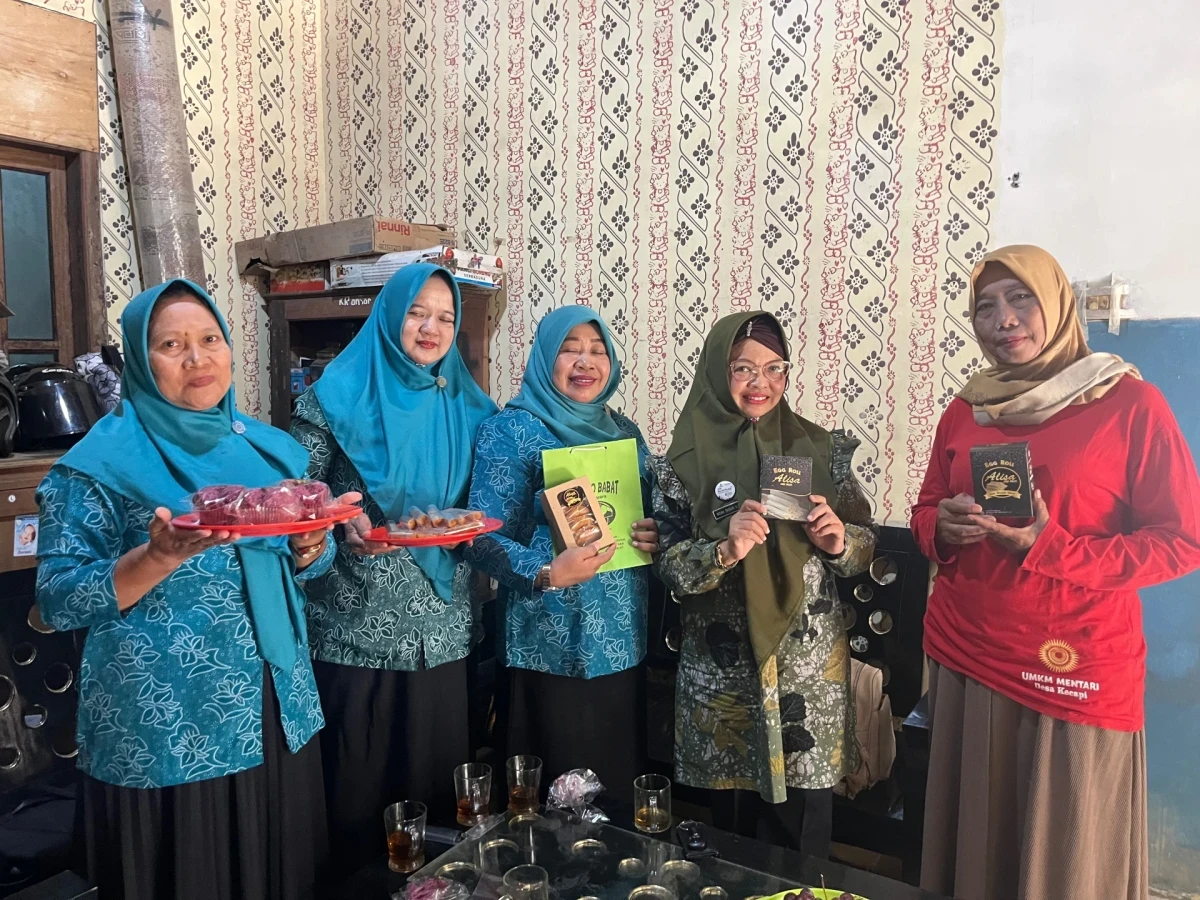 Kunjungan dan Pembinaan UMKM Alisa Kecapi