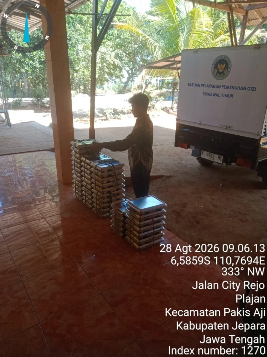 MAKANAN BERGIZI GRATIS