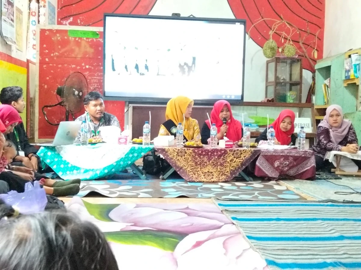 BUNDA PAUD Kecamatan Pakis Aji menghadiri kegiatan Pertemuan rutin Himpaudi di KB NUSA BHAKTI Kawak