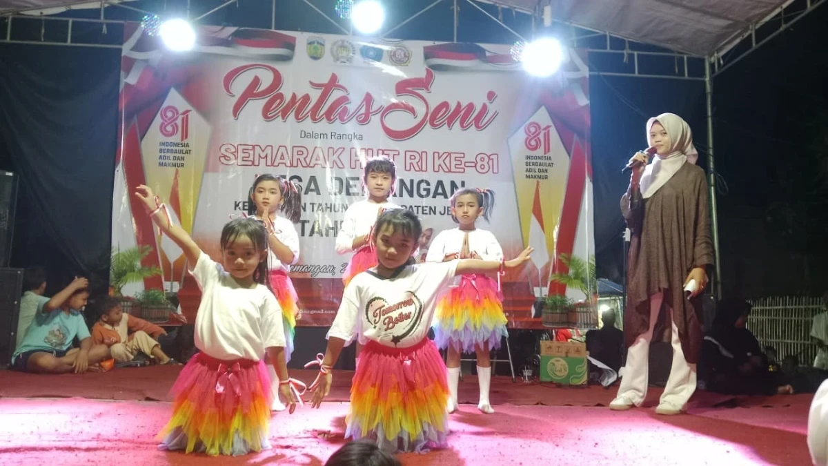 Pentas seni Anak semararak HUT RI ke 81 