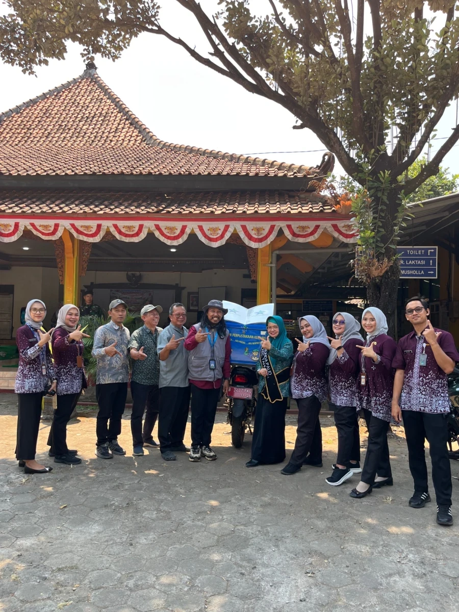 Bunda Literasi Kecamatan Tahunan mendongeng Bersama Den Hasan