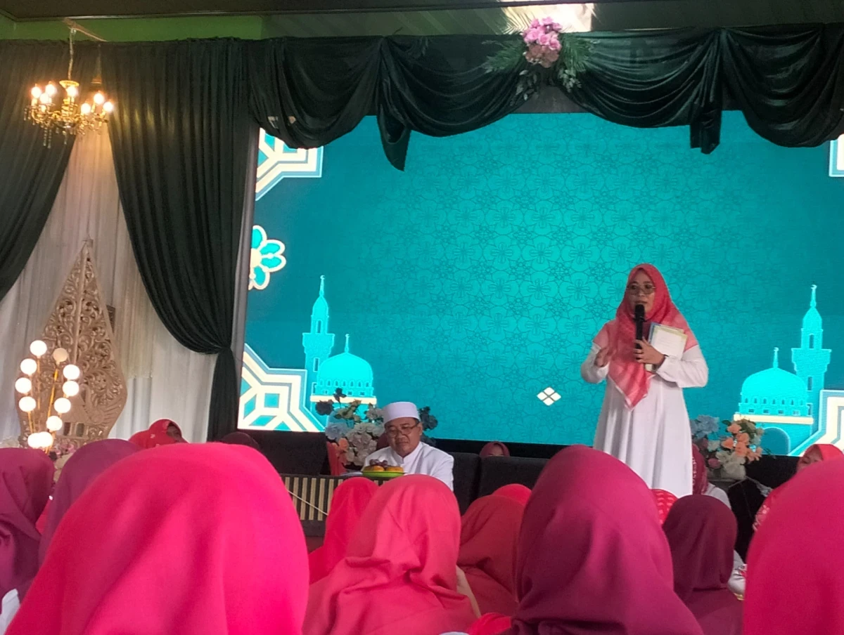 Peran TP-PKK desa semat melaksanakan kegiatan maulid nabi dan memperingati 17 Agustus 1945 bersama muslimat NU Jepara 