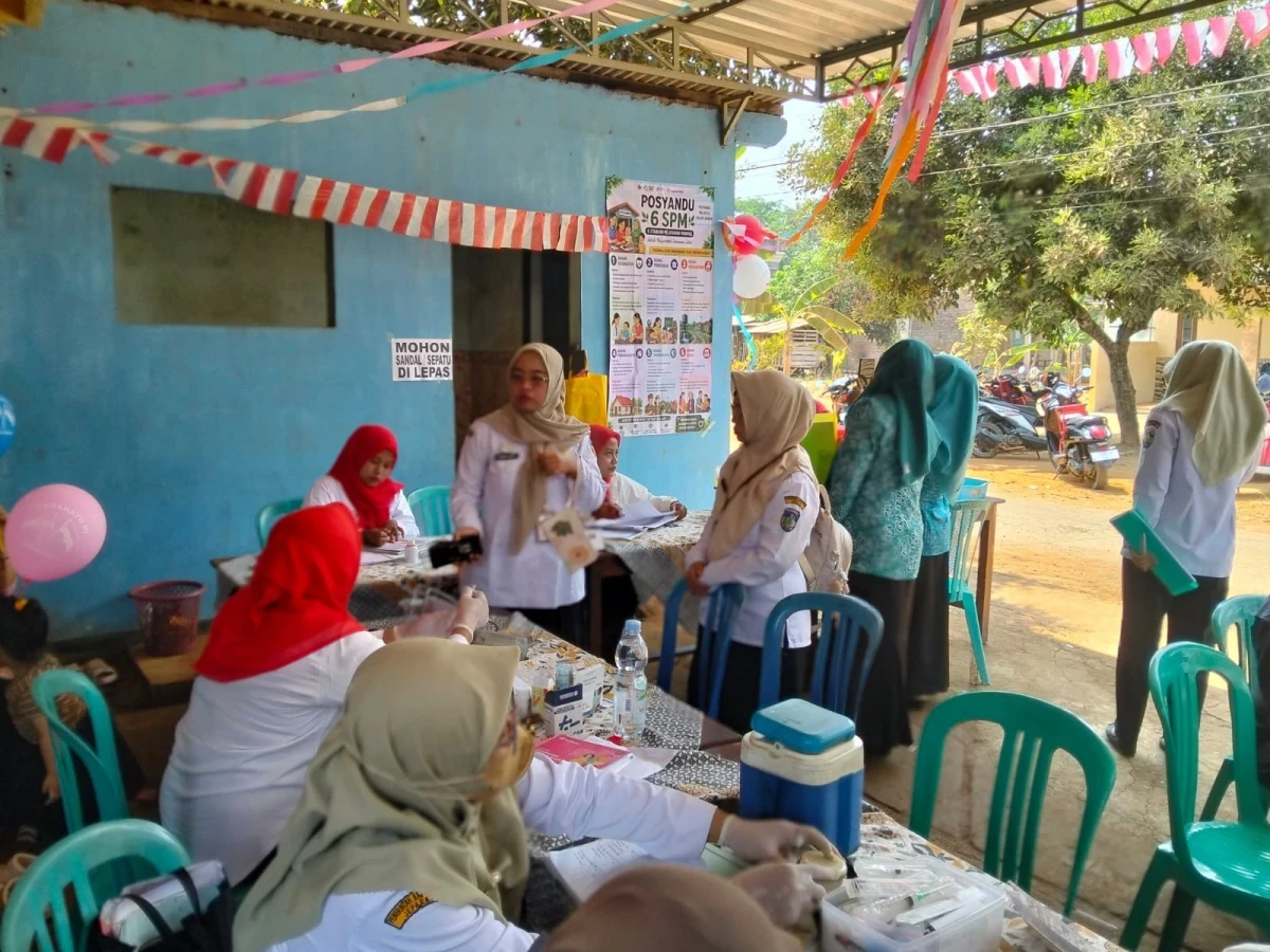 Kunjungan sekaligus Pendampingan ke Posyandu Desa Kecapi, Kecamatan Tahunan