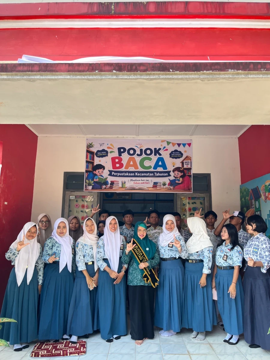 Kunjungan Pojok Baca Literasi Kecamatan Tahunan