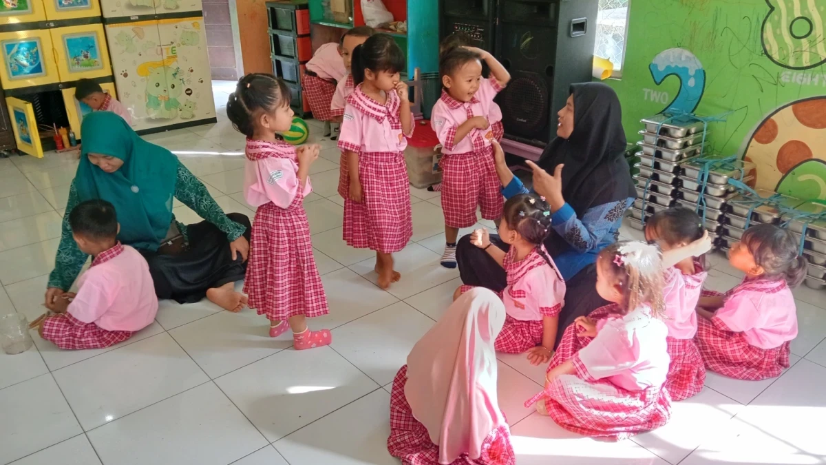 kegiatan bunda paud di pos paud wijaya kusuma