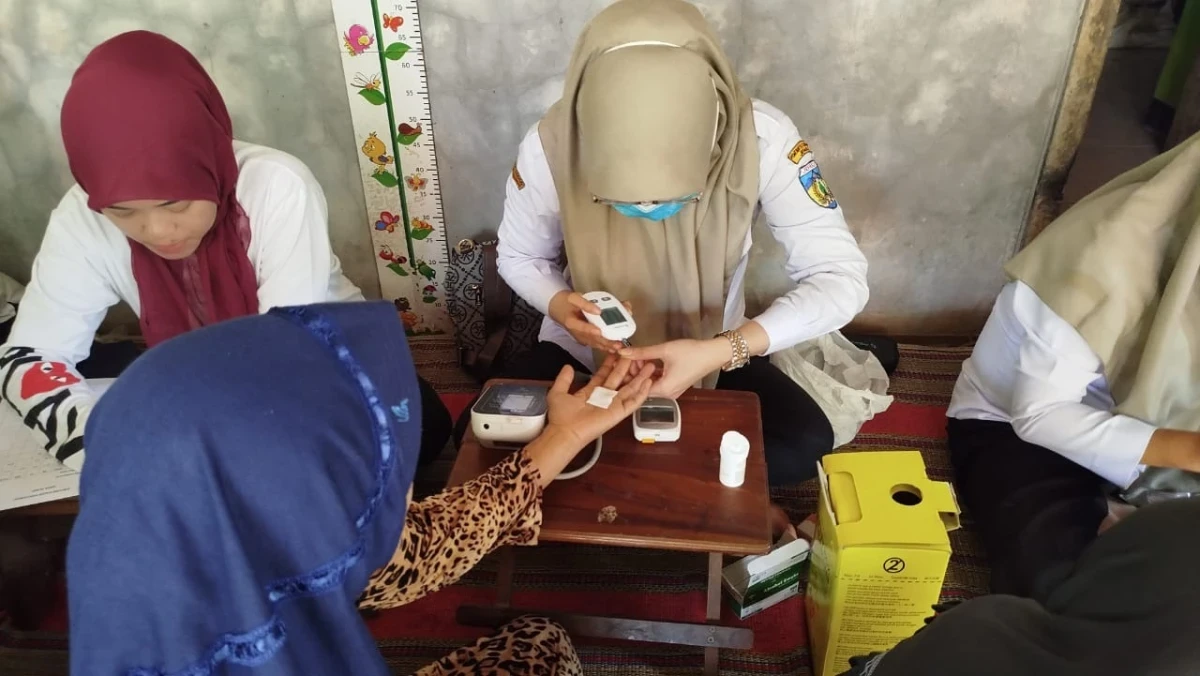 Pelayanan Posyandu Ngudi Rahayu 3 Desa Slagi Tingkatkan Pemantauan Kesehatan Masyarakat