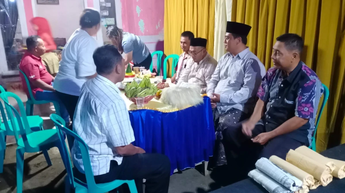 Do'a bersama RT 06 RW 01 Dk.Metawar dalam rangka Peringatan HUT Kemerdekaan RI Ke-81 Desa Ujungwatu