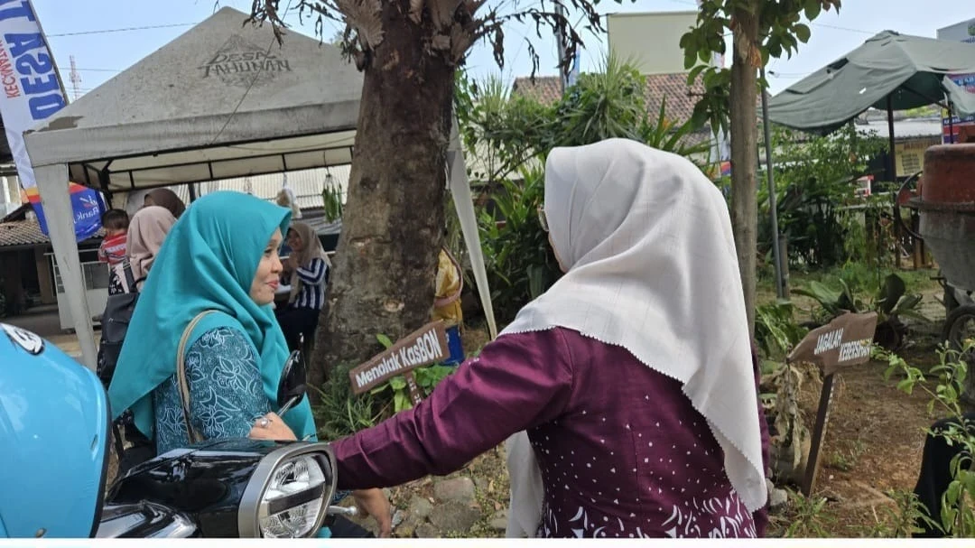 Ketua TP PKK Kecamatan Tahunan Kunjungi Warung PKK Desa Tahunan, Apresiasi Produk UMKM dan Potensi Lokal