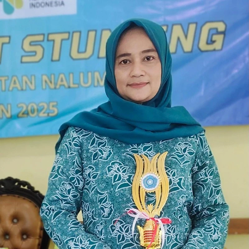 Nyonya Neni Azizah Rahayu SPD. 