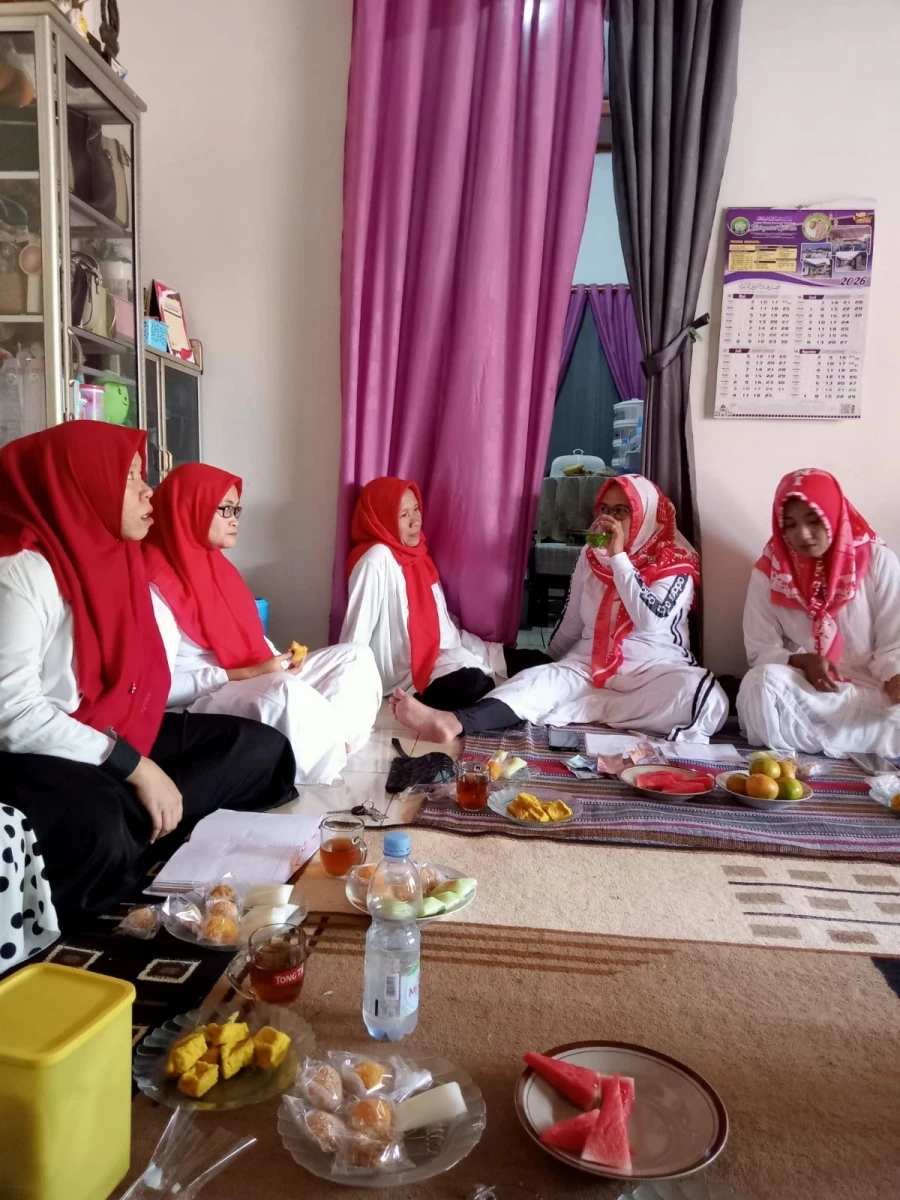 Pertemuan Rutin PKK RW 06 Desa Tahunan Bahas Kegiatan Pendidikan, Kesehatan, dan Persiapan HUT RI