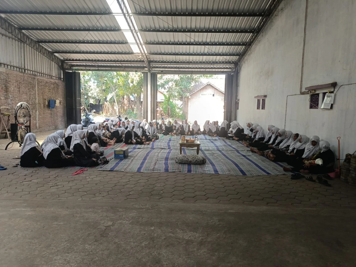 PKK DI WILAYAH RT.14 RW.04