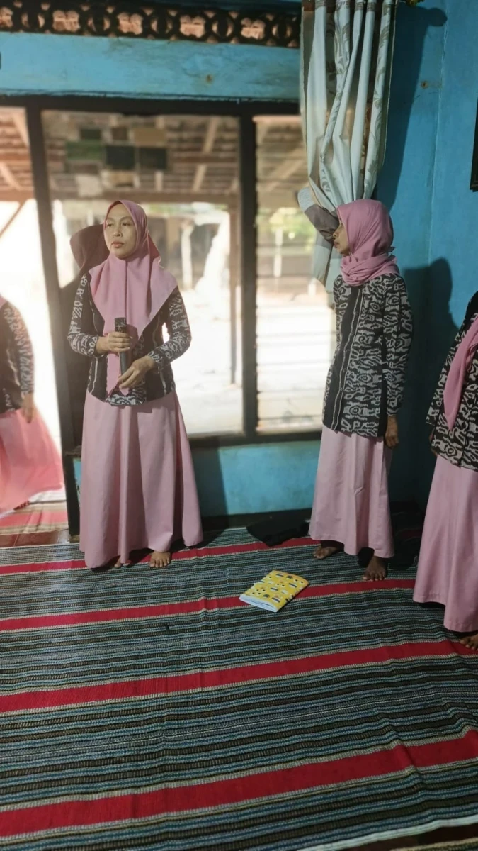 Pertemuan Rutin PKK RT 08/RW 04 Pererat Silaturahmi dan Kebersamaan Warga