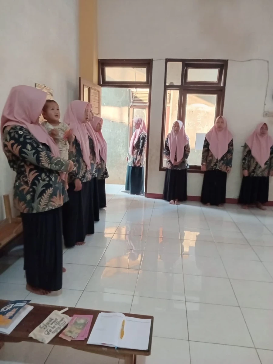 Pertemuan Rutin PKK RT 01/RW 03 Bahas Wisata Religi