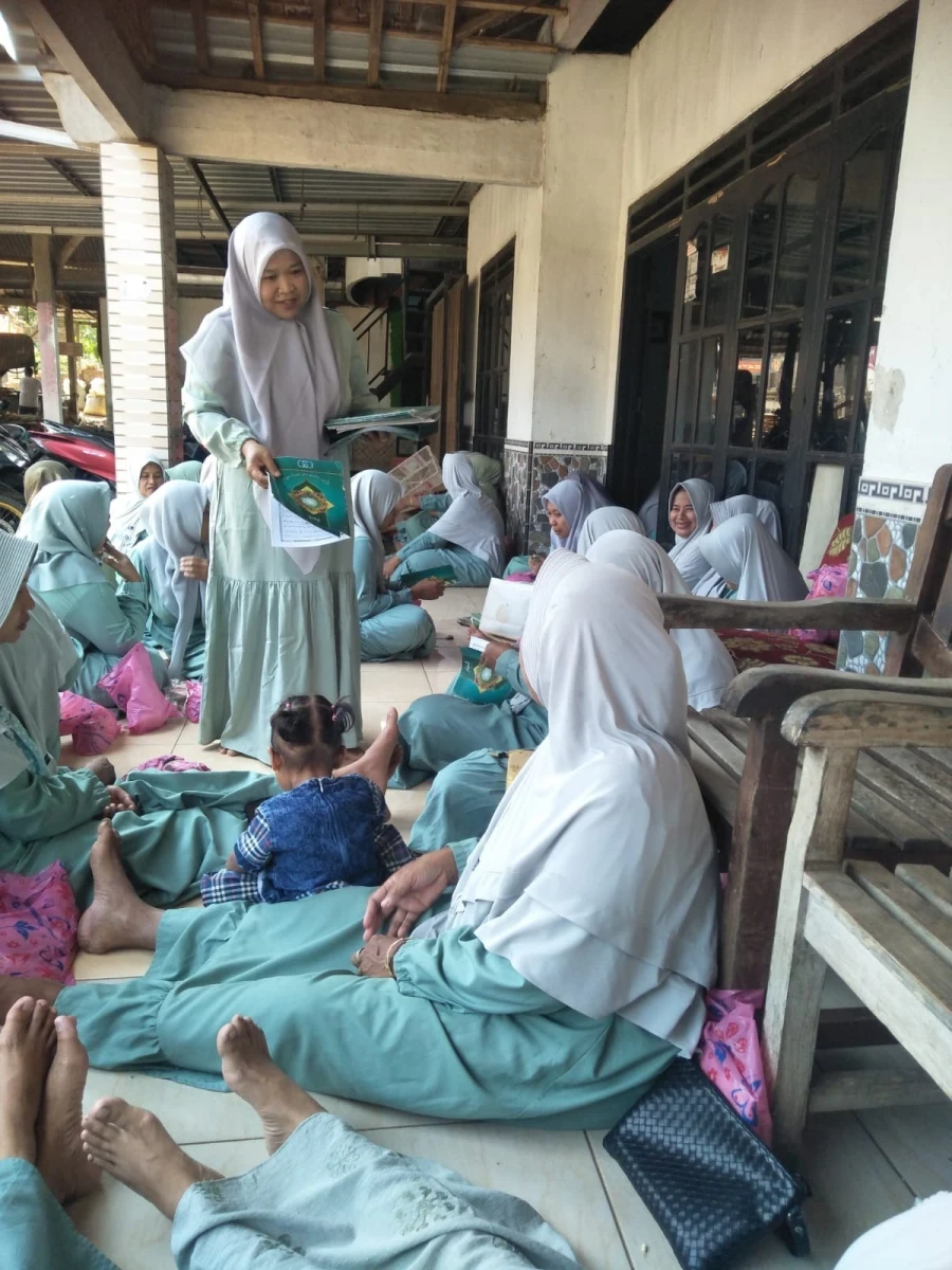 Tahtimul Qur’an sebagai Sarana Mempererat Silaturahmi dan Meningkatkan Keimanan Warga RT 03/RW 07 Desa Karanggondang