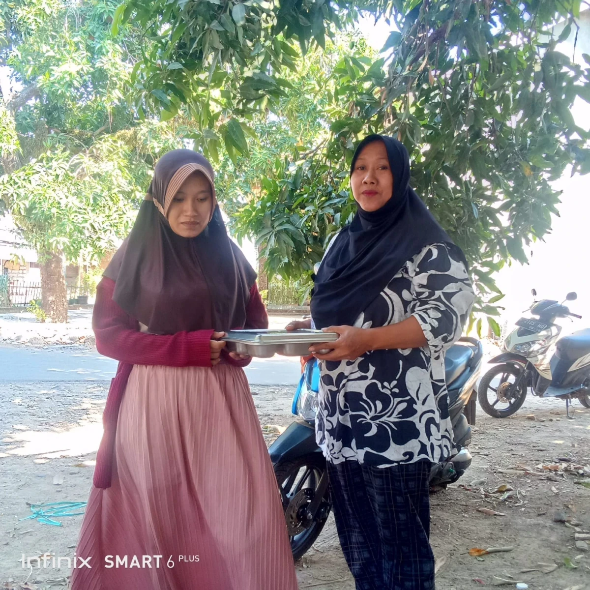 KADER POSYANDU DALAM KEGIATAN PENDISTRIBUSIAN MAKANAN BERGIZI GRATIS ( MBG ) Pada tanggal 03 September 2026 di Pos 3