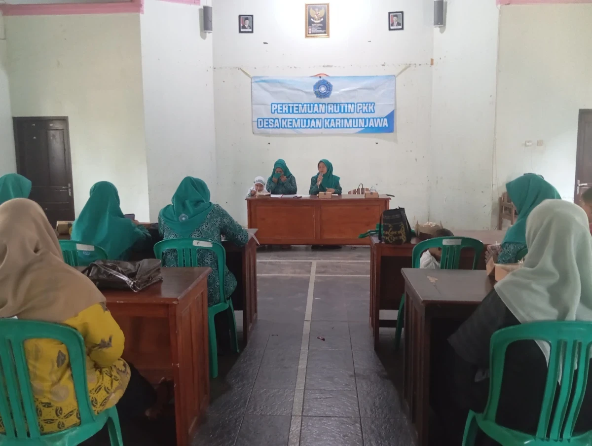 Pertemuan Rutin TP PKK Desa Kemujan: Semangat Baru di Bulan Mei