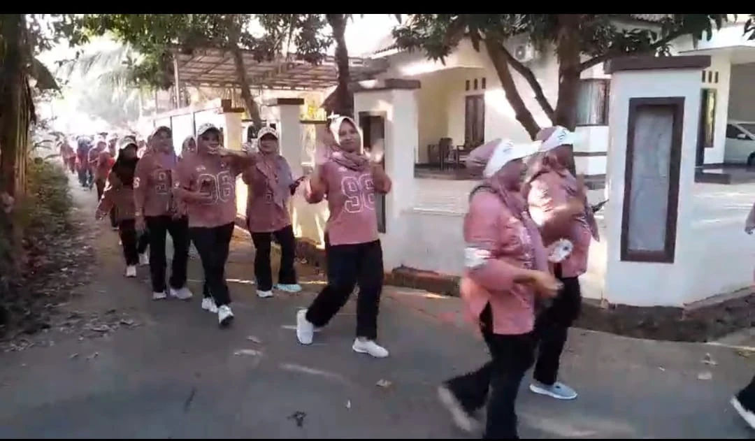 JALAN SANTAI